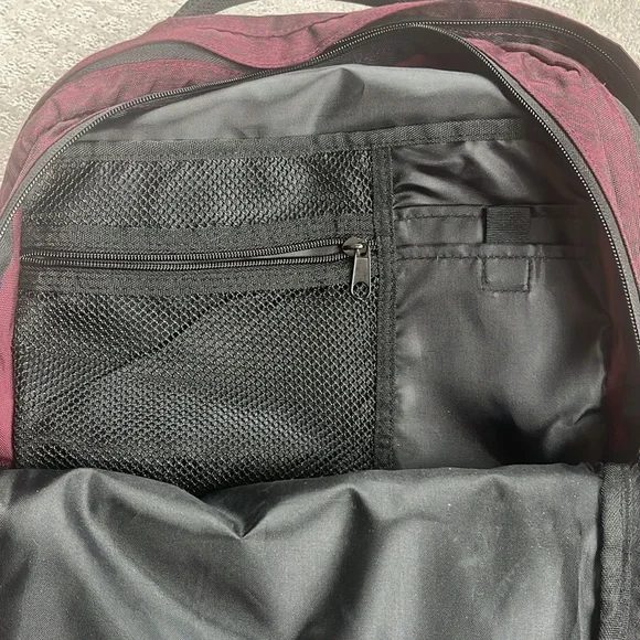 Victoria’s Secret PINK Collegiate Logo Backpack Maroon Marled and Black - Picture 4 of 4